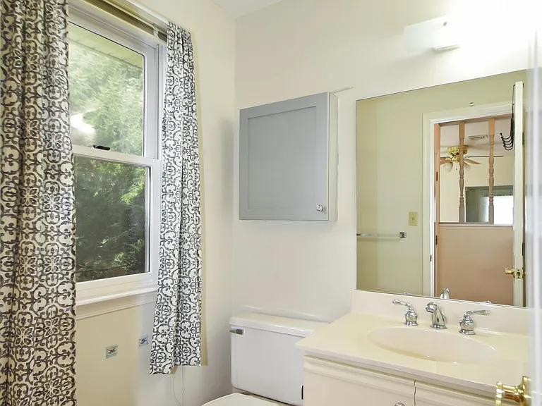 307 Jonathan Ct — Photo 14