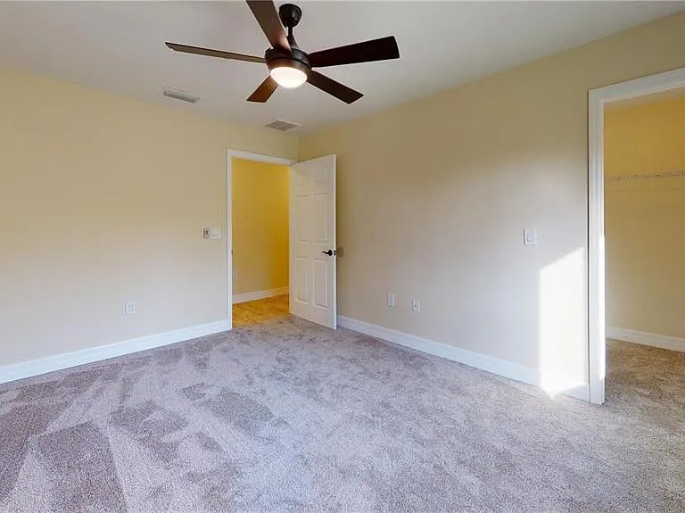 4851 Kennett St — Photo 38