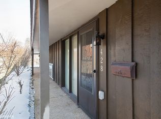 430 Park Ln, Barrington, IL 60010