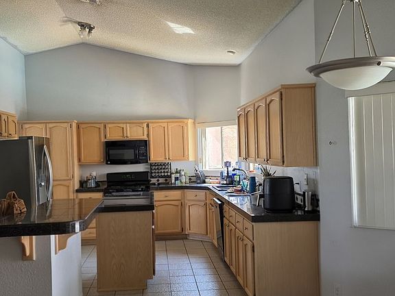5th image of 3771 W 20th Pl