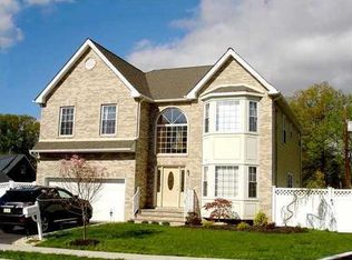 42 Preston Rd, Colonia, NJ 07067