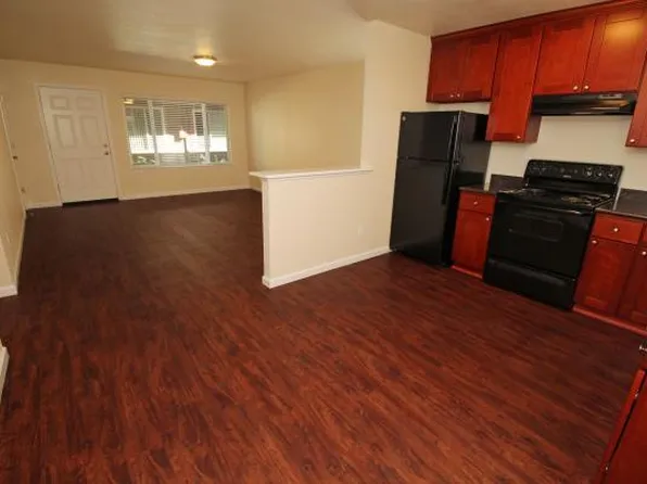TownView Commons, 250-266 W H St #7a84ca152, Dixon, CA 95620