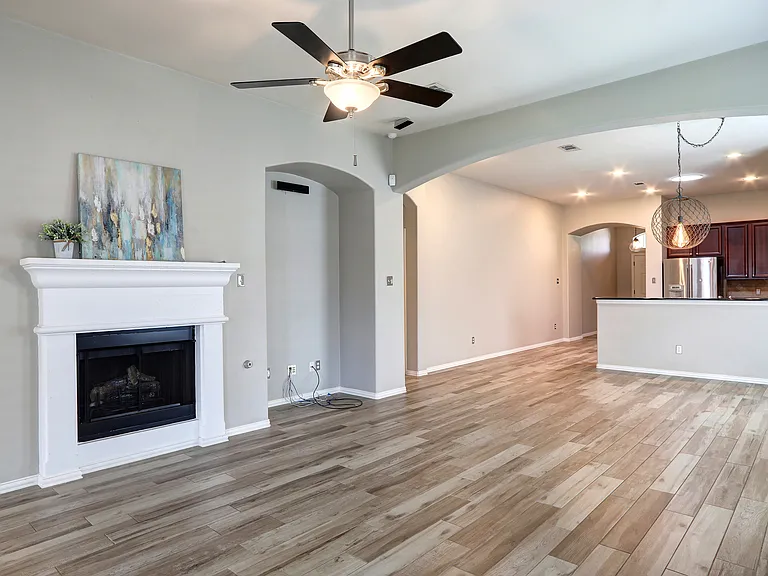 2804 Cascade Cove Dr — Photo 5