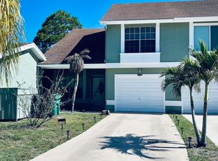 1792 SE Balmoral Ct, Port St Lucie, FL 34952