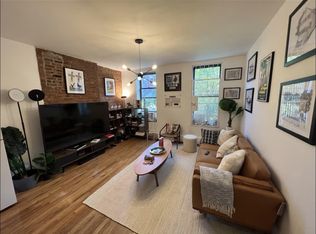 658 Carroll St APT 2B, Brooklyn, NY 11215