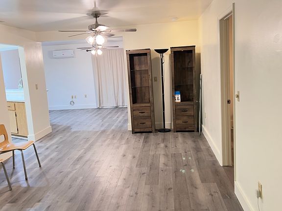 3rd image of 1386 Forest Lawn Ct