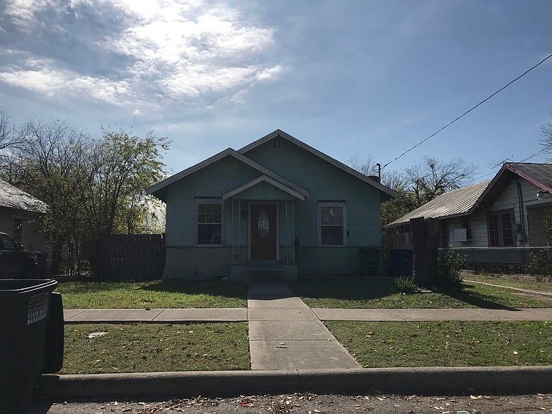 1st image of 1514 W Craig Pl