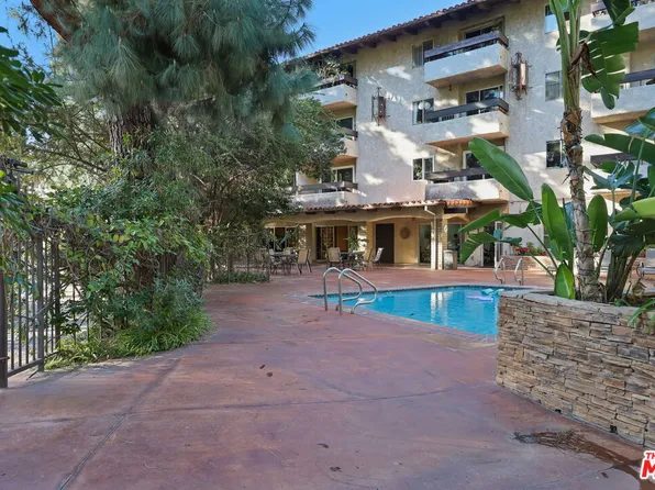 2700 Cahuenga Blvd E APT 2216, Los Angeles, CA 90068