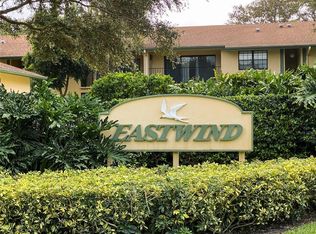 910 E Causeway Blvd APT 5, Vero Beach, FL 32963
