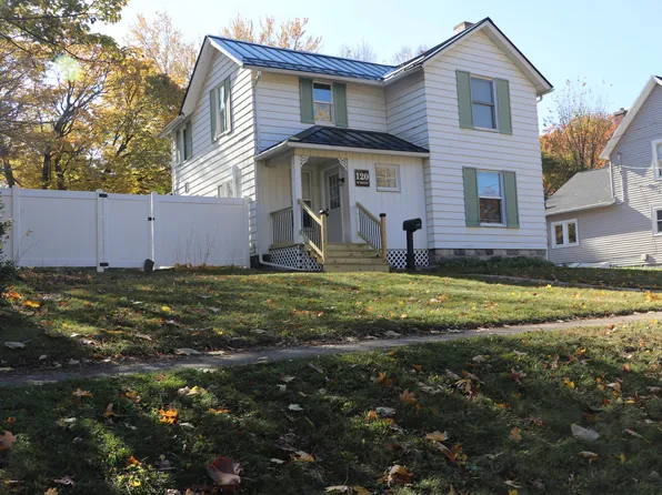 120 W Bond St, Hastings, MI 49058