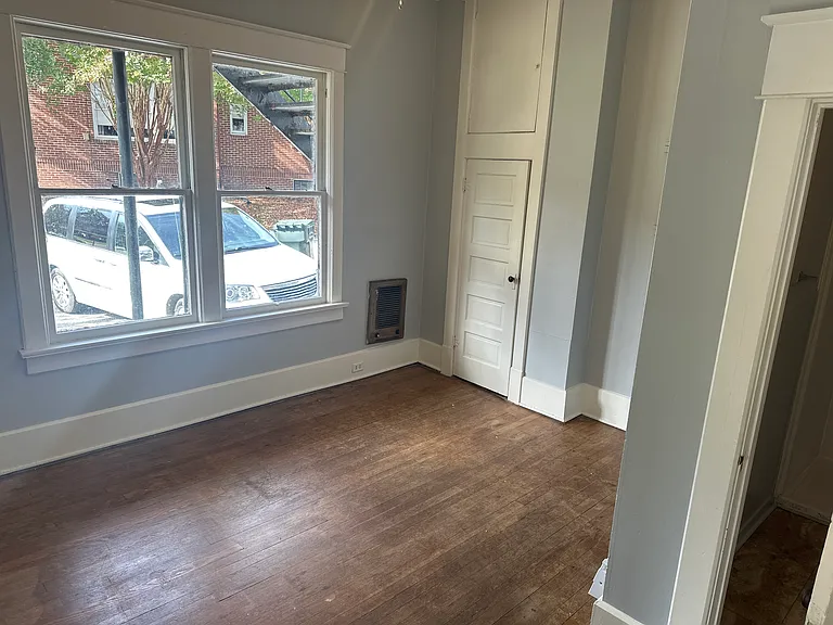 422 W Main St #1 — Photo 10