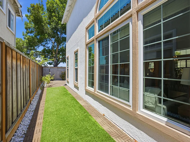 8511 Mahogany Pl — Photo 24
