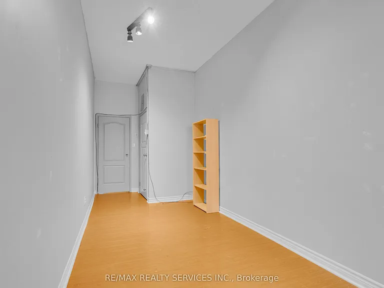 66 King St E #6B — Photo 14