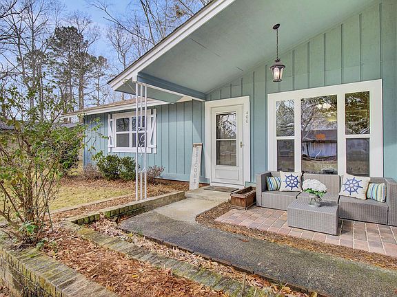 4th image of 400 Temple Rd