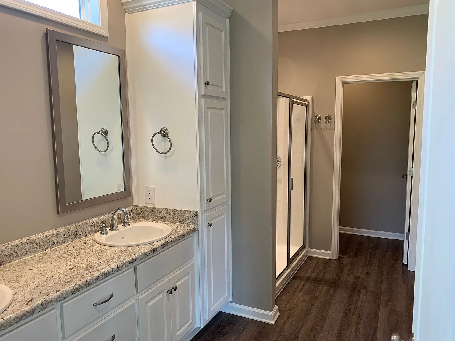 3 bed, 10 sqft, $1,725 — Photo 4