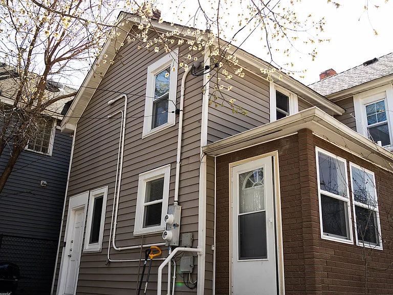 1825 Jackson St NE #1 — Photo 5
