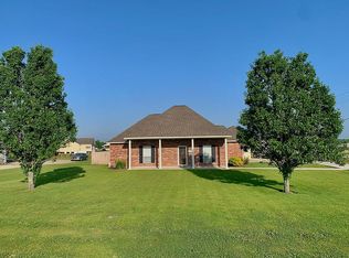 5091 Bueche Rd, Port Allen, LA 70767