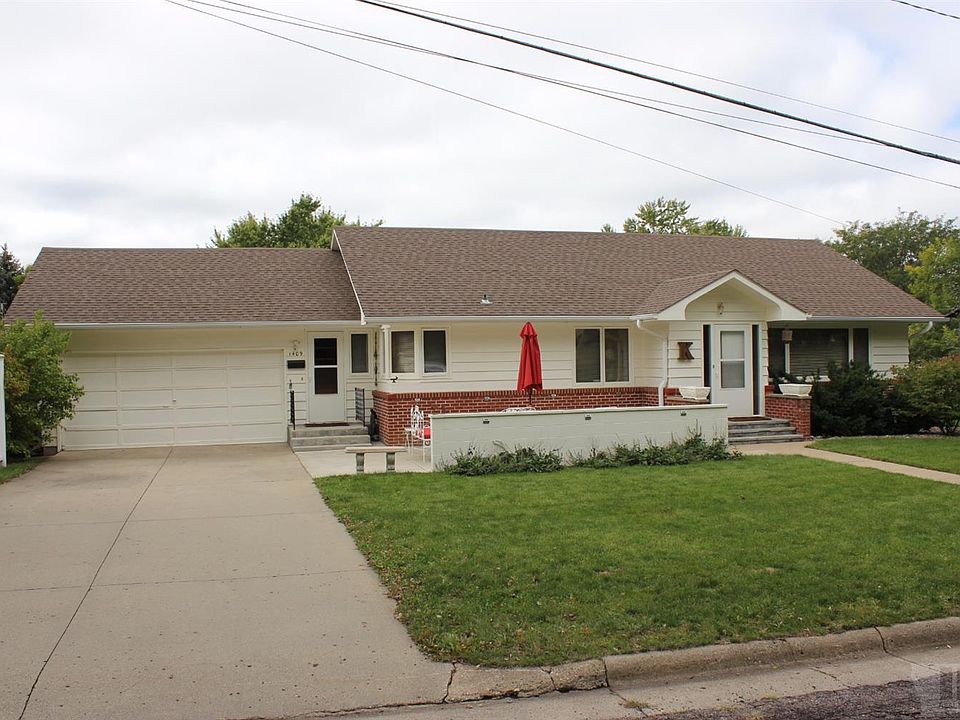 1st image of 1409 Avenue K