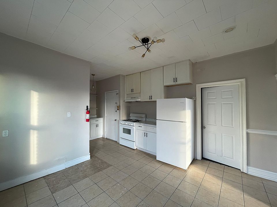 1st image of 69 W 53rd St #5E