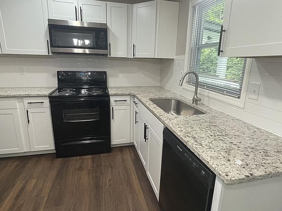 3rd image of 789 Garden Walk Blvd #D