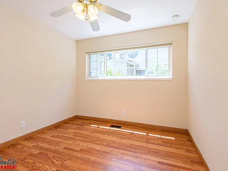 6043 Meridian Ave — Photo 13