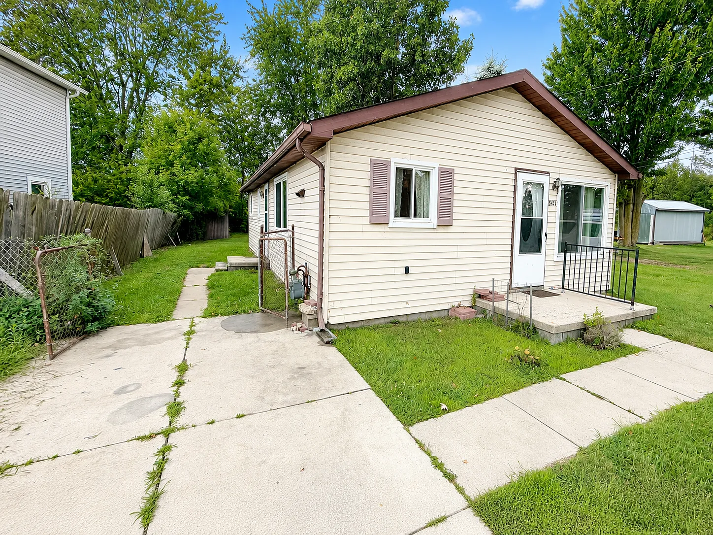3 bed, 1008 sqft, $1,400 — Photo 1