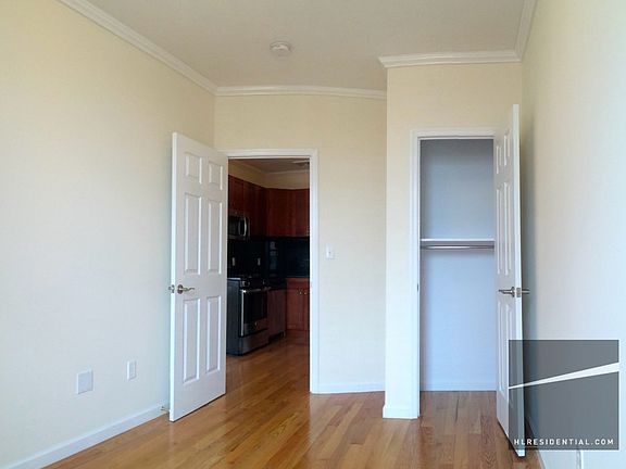 4th image of 5601 2nd Ave #Lvl2e