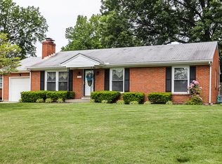 1911 Janlyn Rd, Jeffersontown, KY 40299