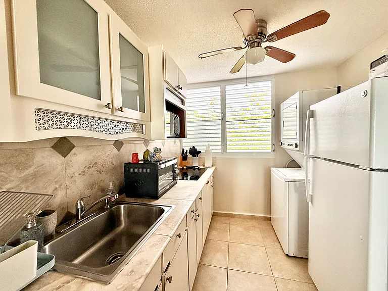 Ocean Dr #B-4 — Photo 12