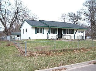 248 Galaxy Dr, Circle Pines, MN 55014