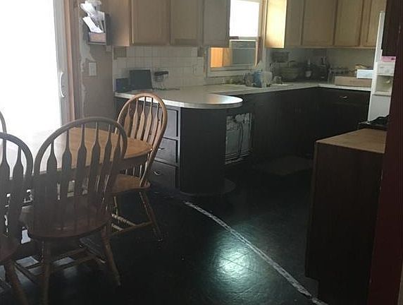 4th image of 1501 W 41st St