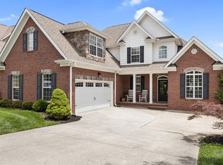 10390 Ivy Hollow Dr, Knoxville, TN 37931