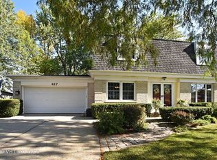 417 N Beck Rd, Lindenhurst, IL 60046