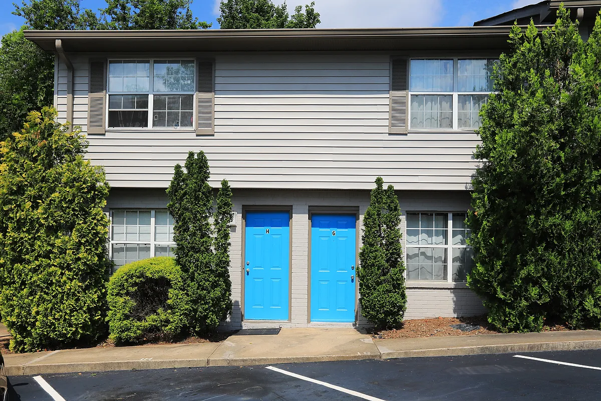Building Photo - The Carolina
