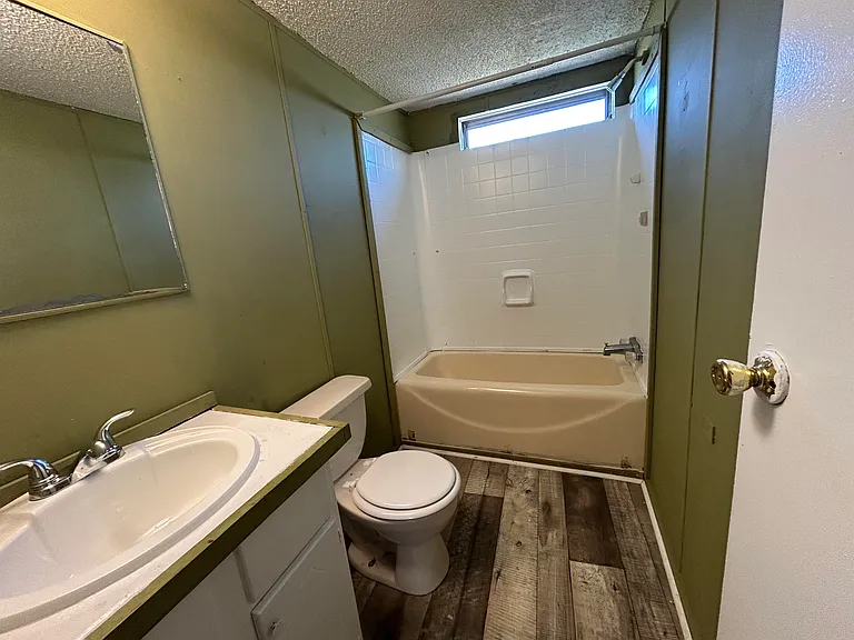 134 Kim St — Photo 7