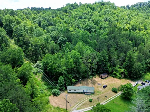 198 Valley Ln, Manchester, KY 40962