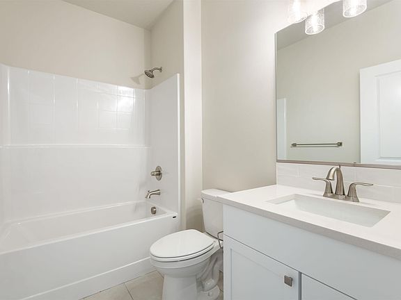5th image of 3733 S Wilson Pl #123