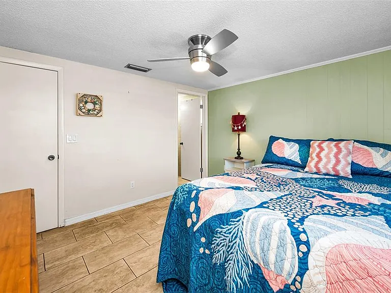 1000 Crane Ct — Photo 23