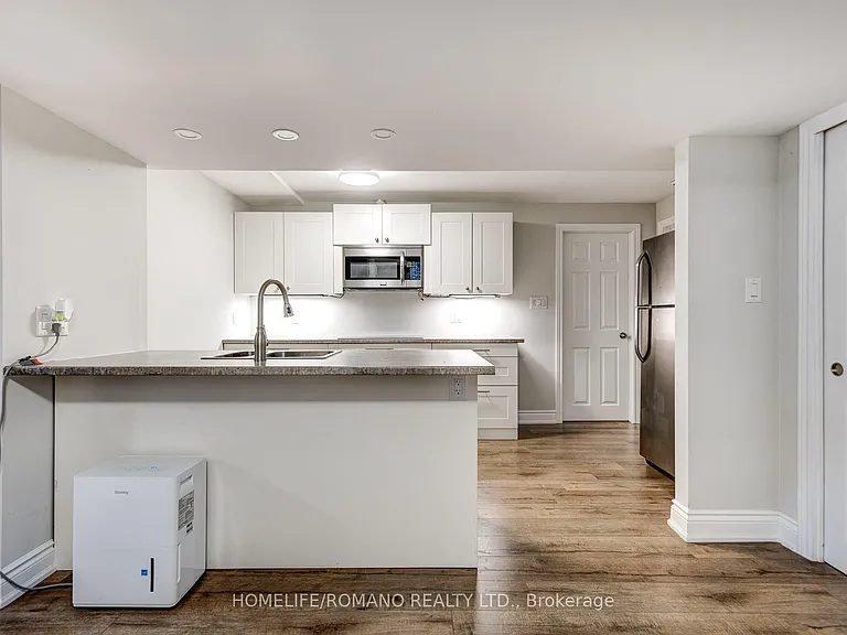 42 Sellmar Rd — Photo 22