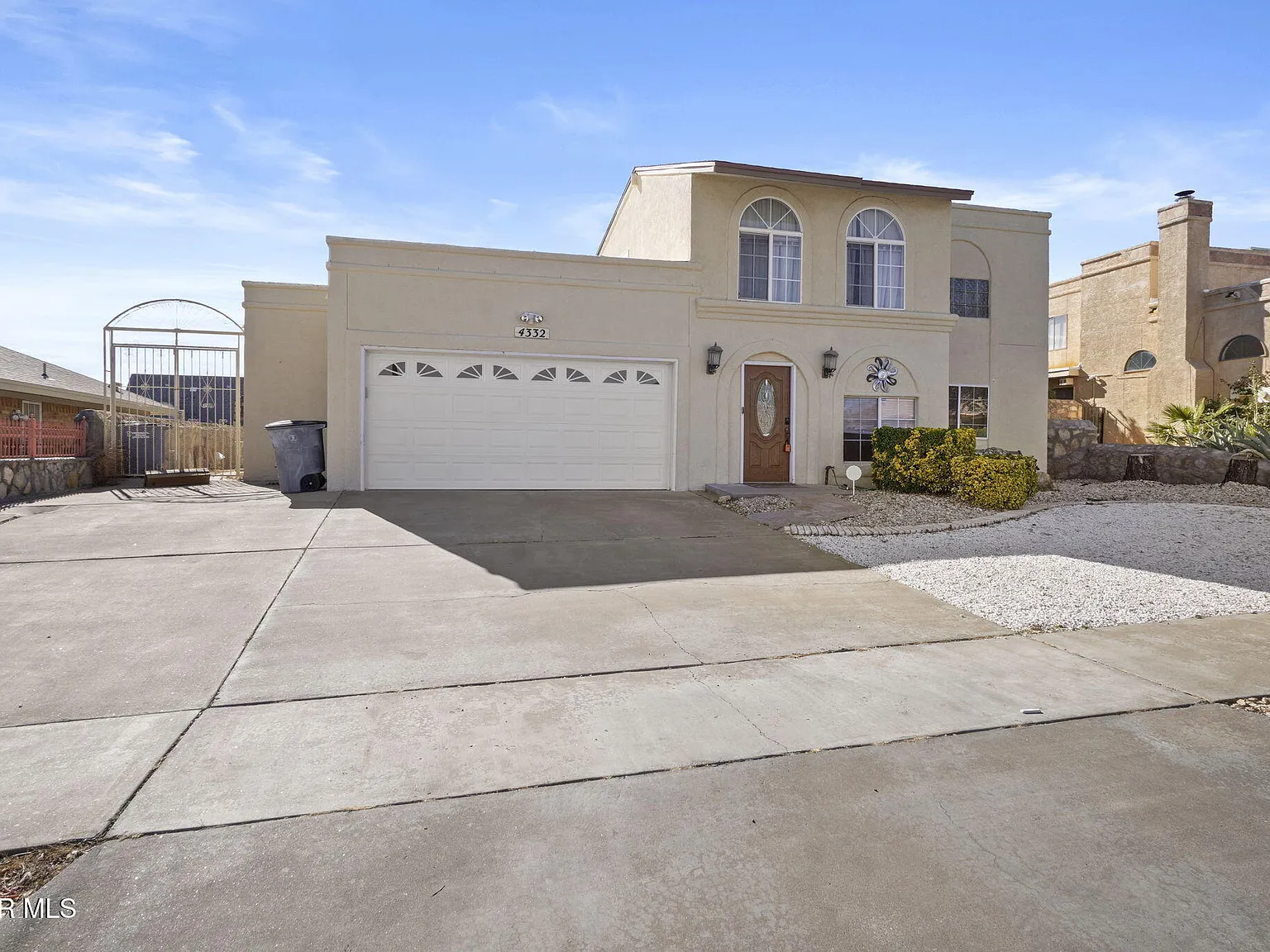 3 bed, 2.0 bath, 2514 sqft, $2,150 — Photo 4