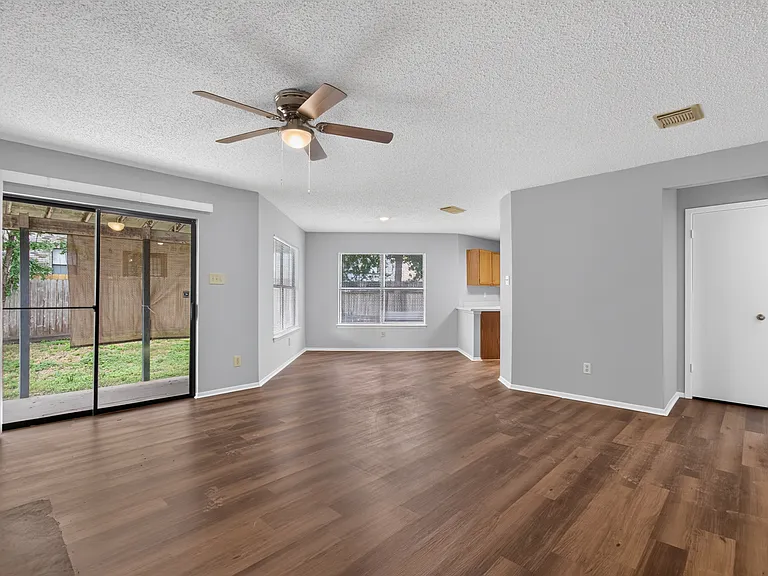 3824 Forsyth Park — Photo 8