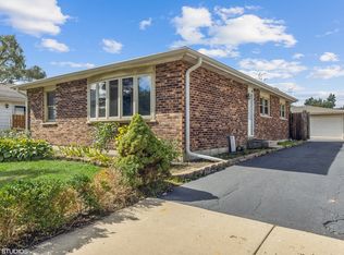 408 S Villa Ave, Addison, IL 60101