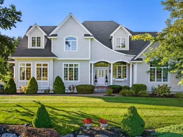8 Linden Road, Hampton Falls, NH 03844