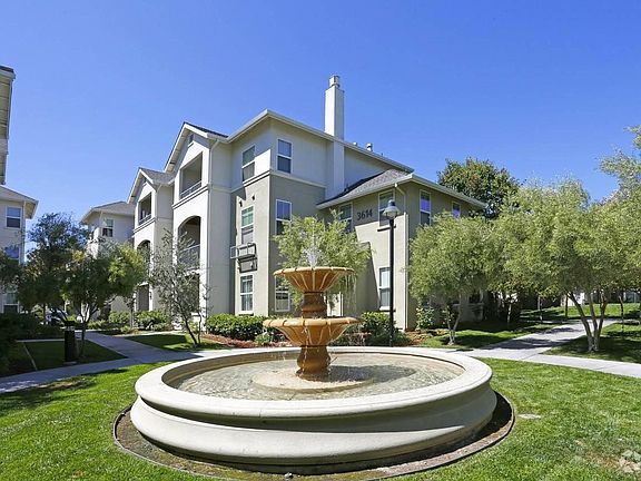 3rd image of 3604 Flora Vista Ave APT 313