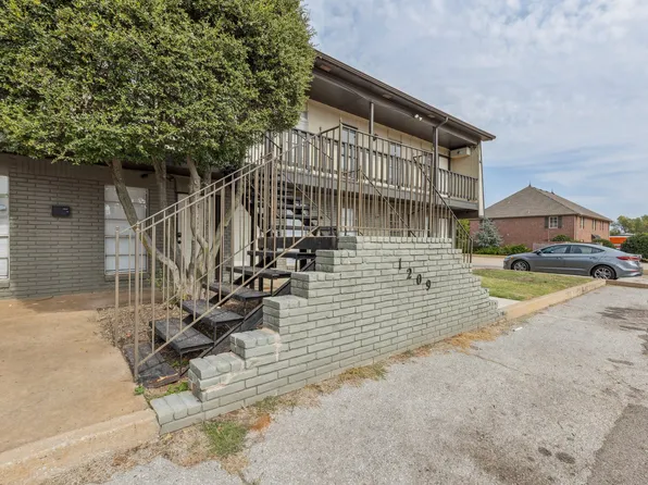 1209 Roosevelt St Unit 2, Edmond, OK 73034