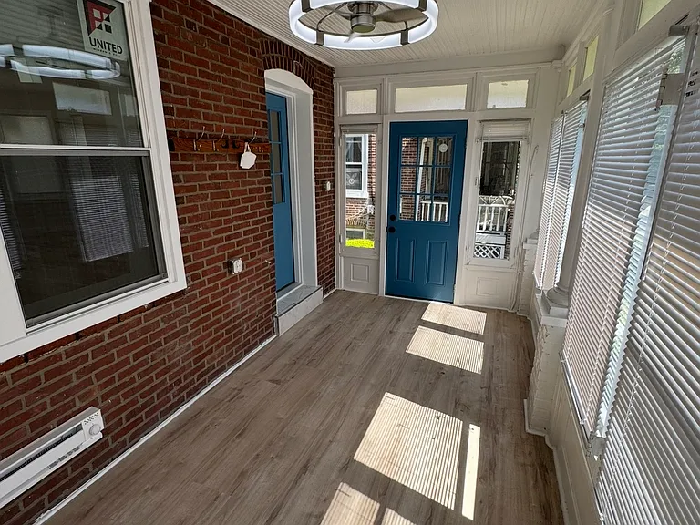 189 Meredith Ave — Photo 12