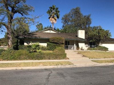 85 Westbury St, Thousand Oaks, CA, 91360