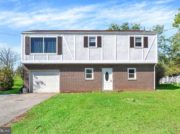 3421 Emig School Rd, Dover, PA 17315
