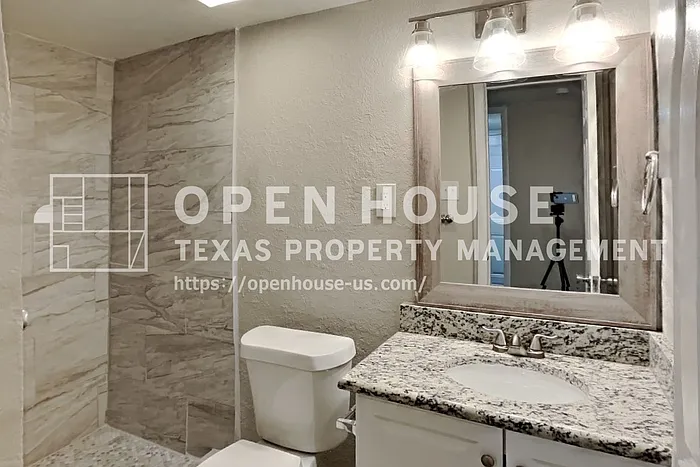 3413 Castle Rock Ln — Photo 16