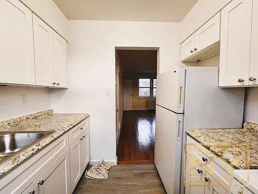 Rented by Made In NY Realty | media 4